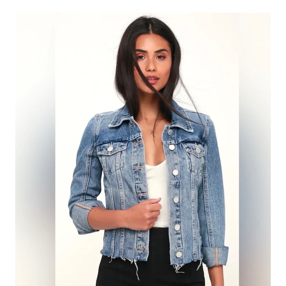 BLANKNYC Womens Distressed Denim Jacket Light Wash Raw Hem XS